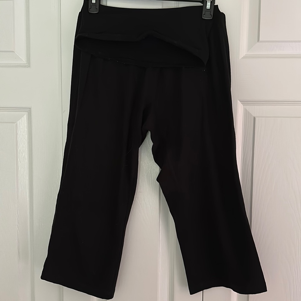 Maternity stretch capri